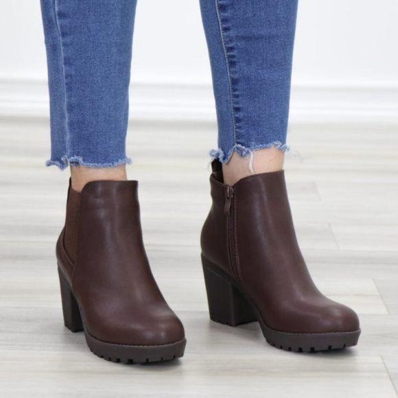 Lug Sole Ankle Boots Brown Chelsea Booties - Picture 10 of 12